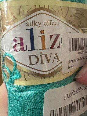 Alize Diva Silky Effect Yarn in Teal